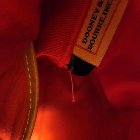 Dooney & Bourke Hydrangea barrel Bag - Picture 3 of 7